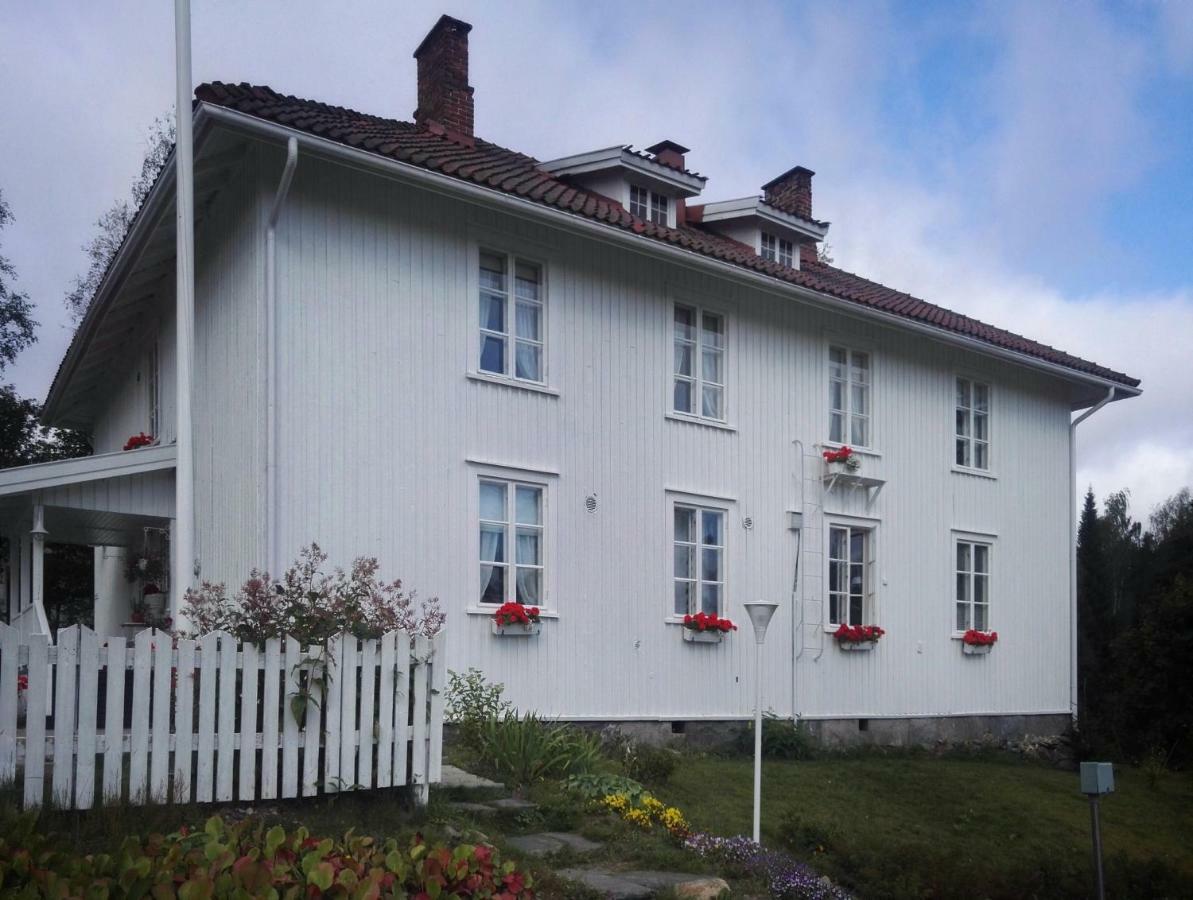 Kyykerin Kartano Bed & Breakfast Outokumpu Eksteriør bilde